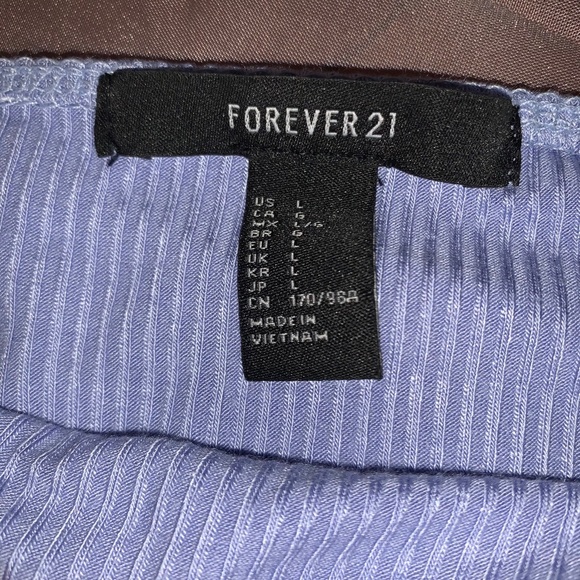 Crop top bundle - Picture 6 of 16